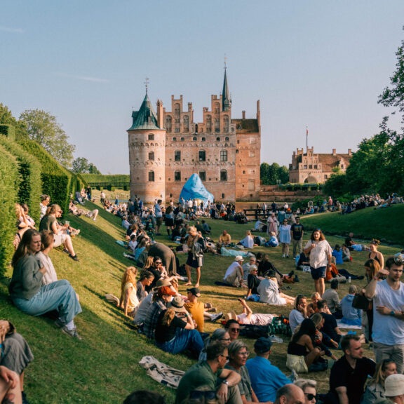 Billede fra Heartland 2025 med Egeskov Slot i baggrunden
